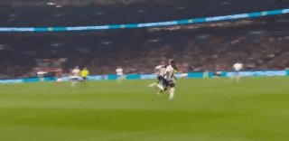 pg试玩-【世预赛】詹姆斯圆月弯刀，英格兰3比0拉脱维亚