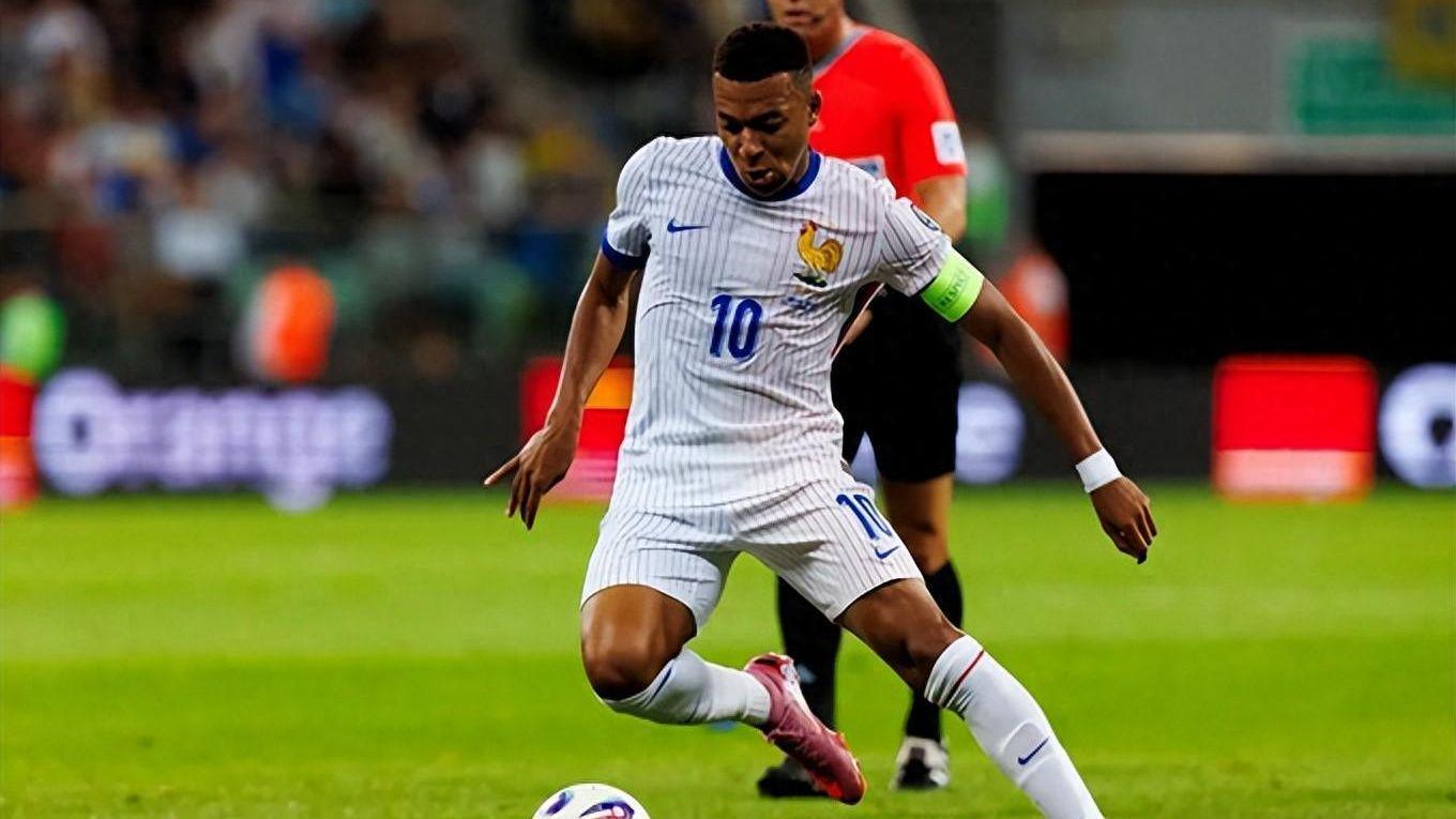 姆巴佩惊艳solo破门！单骑闯关斩对手，追平亨利国家队51球纪录